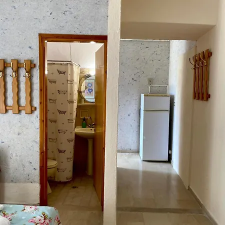 Hotel Maira House