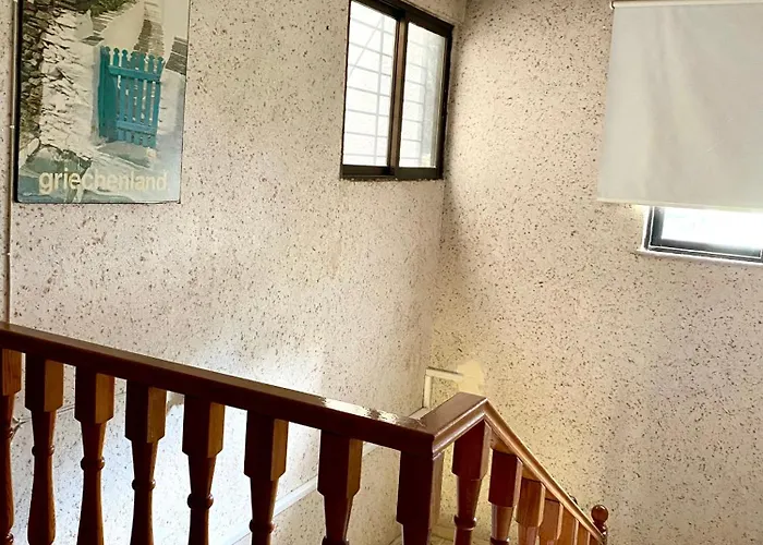 Ξενοδοχείο Maira House *